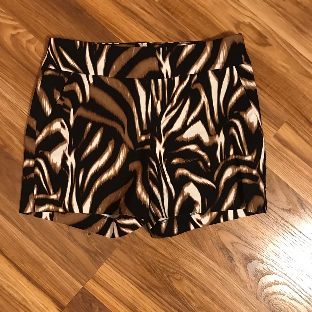 Shorts - Picture 1 of 4